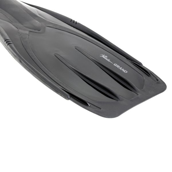 Marlin Grand Black Fins